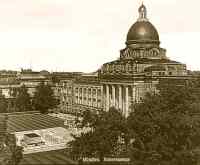 Mus�e royal bavarois   - Cliquez sur l'image pour l'agrandir (59 KB)