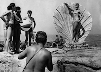 Sulla spiaggia di Viareggio