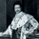 König Ludwig I. (1825-1848) war ein großer Förderer der Künste. Er ließ die Befreiungshalle und die Walhalla als Nationaldenkmäler errichten sowie die Bauten zweier weltberühmter Münchner Museen. In der Revolution des Jahres 1848 musste er zugunsten seines Sohnes Max II. abdanken.