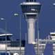 Die Fertigstellung des neuen Münchner Flughafens 1992 sicherte Bayerns Anschluss an die internationalen Flugverbindungen. Im Jahr 2000 wurden über 23 Millionen Passagiere befördert.