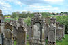 Blick in den jüdischen Friedhof Oettingen (Foto: Arbeitskreis N�rdlinger Ries / Zentrum für allgemeine wissenschaftliche Weiterbildung der Universität Ulm)