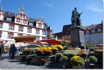 Der Coburger Marktplatz, Foto Stadt Coburg/Michael Selzer
