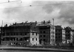 In nur drei Monaten wurden die Rohbauten errichtet, © Oberste Baubehörde